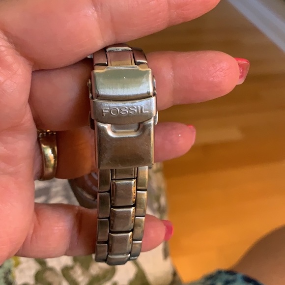 Fossil Watch - Picture 3 of 4